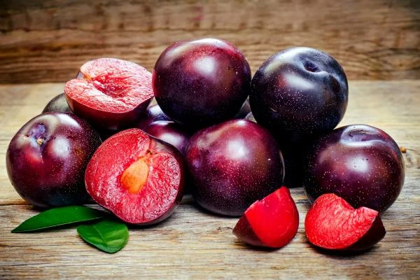 Import of Plum and Sloe Surges to $6.6M in Brazil During October 2023